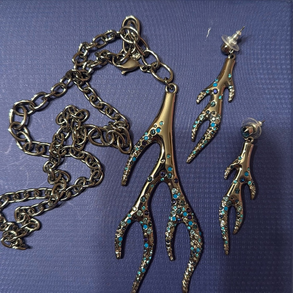 New swarovski antler earrings and necklace